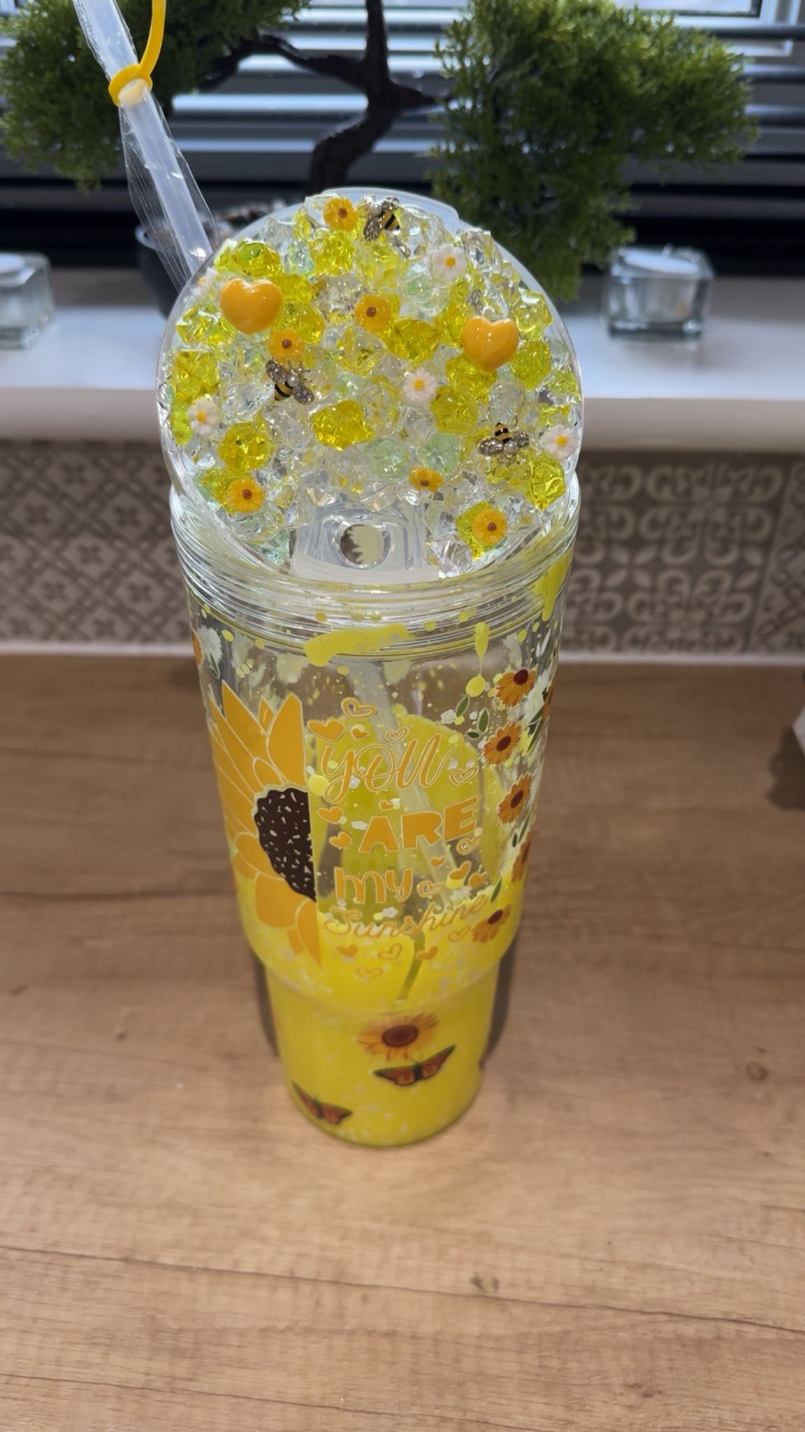 40oz snowglobe tumbler Stanley size back in stockkkkk 😍